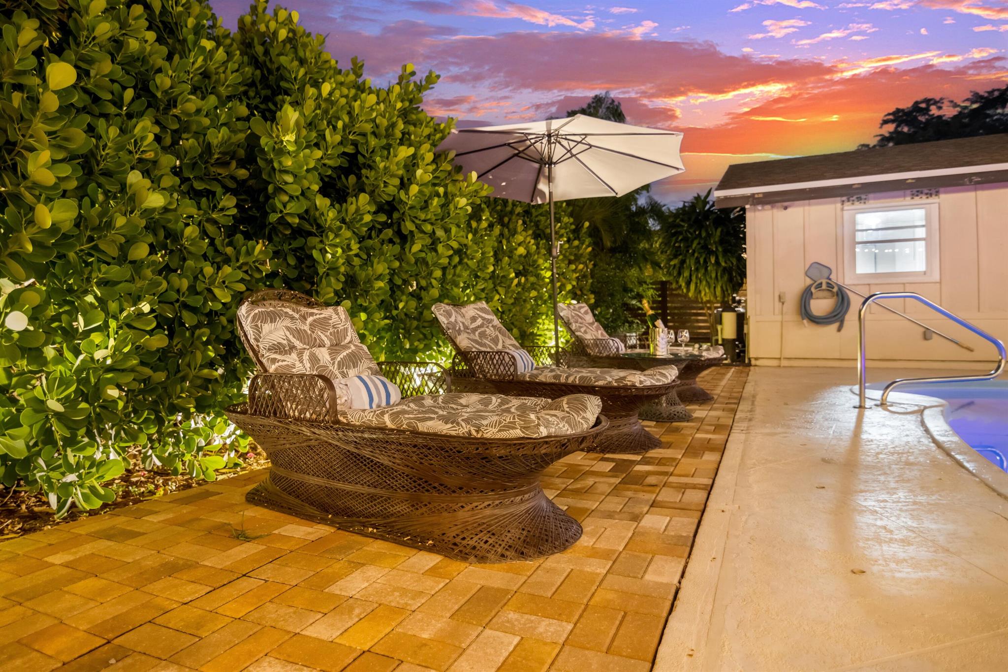 PALM BEACH FARMS CO 3 - Residential Lease