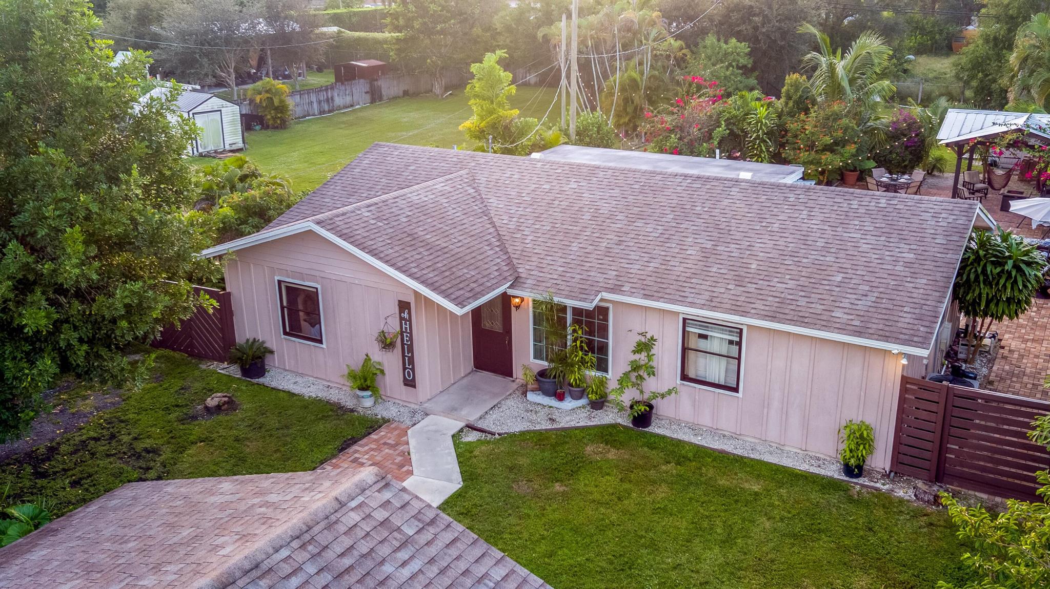 PALM BEACH FARMS CO 3 - Residential Lease