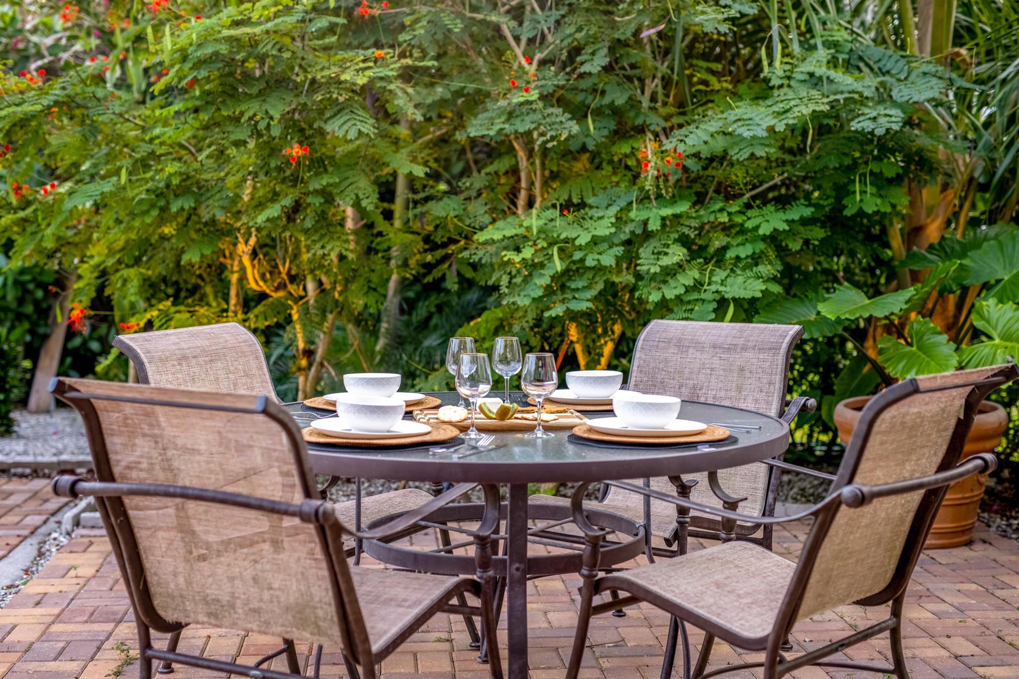 PALM BEACH FARMS CO 3 - Residential Lease