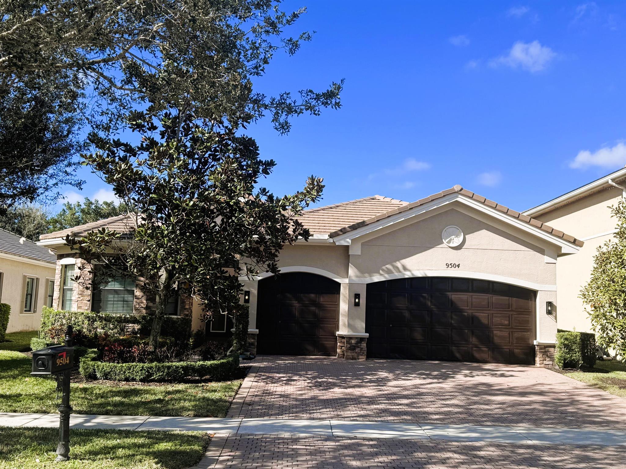 Luxury Estate Pool Home in Gorgeous Equus Subdivision. Equus is the perfect setting for the ultimate in luxury Florida living. Top of the line luxury features are the standard at Equus. Just minutes from the best in shopping, dining and entertainment. Less than a mile to the Florida Turnpike for an easy commute to the business centers of West Palm Beach, Broward and Miami/ Dade. This Home features 4 bedrooms/ 3.5 bathrooms, Den/Office and 3 car garage. Large Kitchen, Spacious Great Room w coffered ceiling, Marble and Wood Floors. The pool area is perfect for entertaining and features spa. Large Fenced Yard