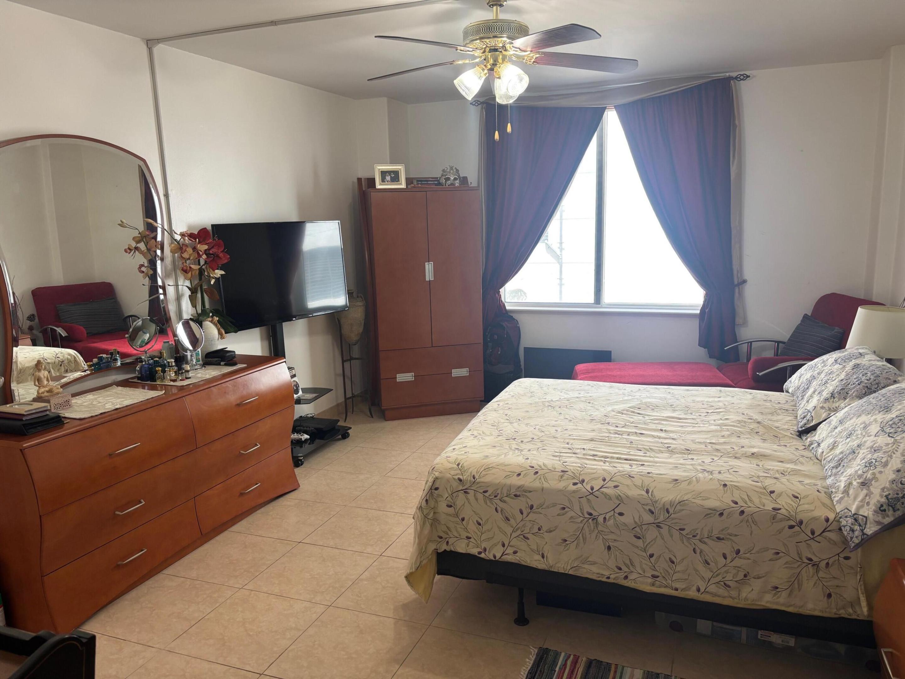 3725 S Ocean Drive 409
