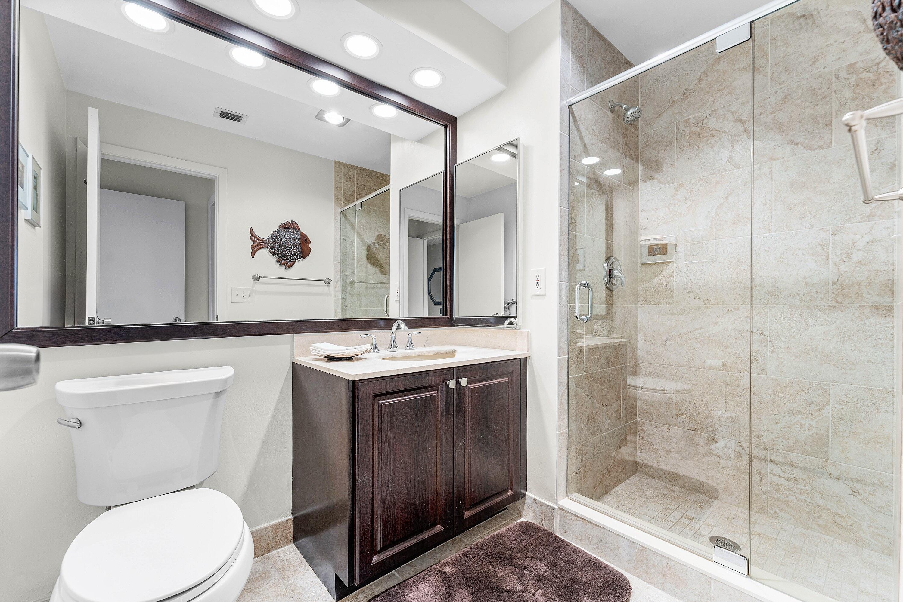 EASTGATE AT HUNTERS RUN C - Residential