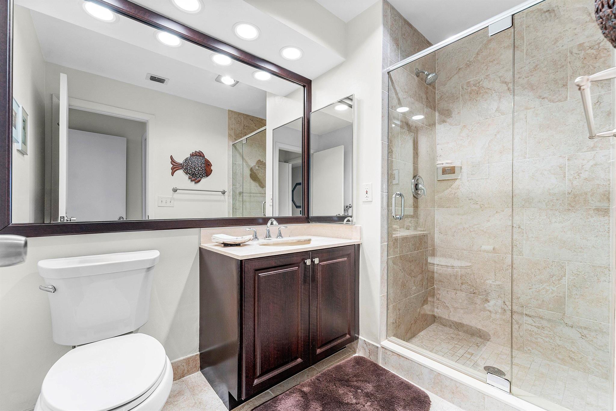 EASTGATE AT HUNTERS RUN C - Residential