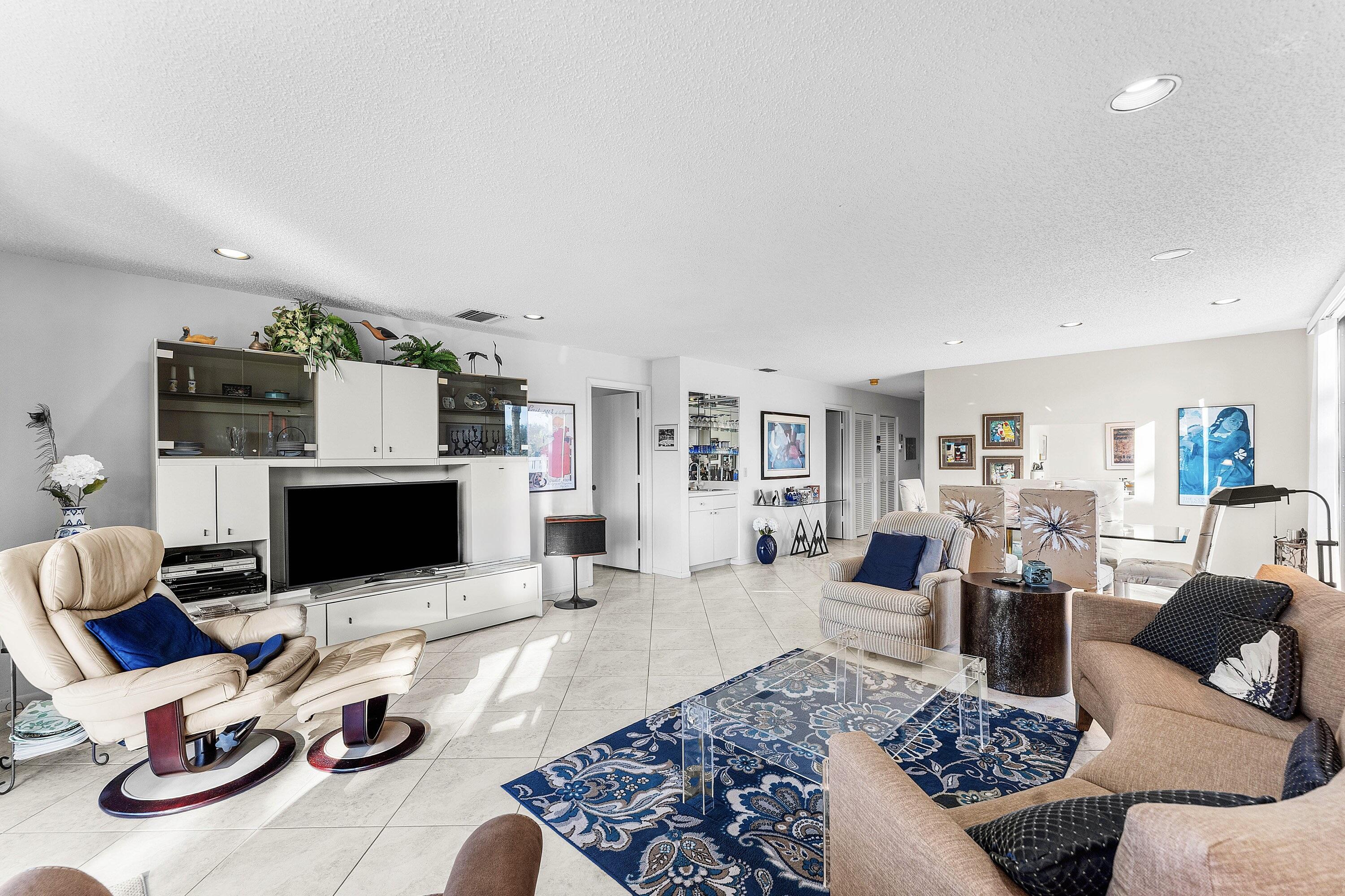 EASTGATE AT HUNTERS RUN C - Residential