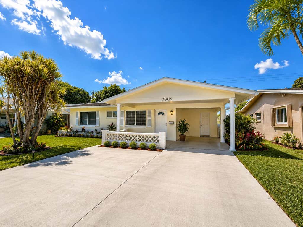 Photo of 7302 NW 57th Court, Tamarac, FL 33321 (MLS # B26019649)