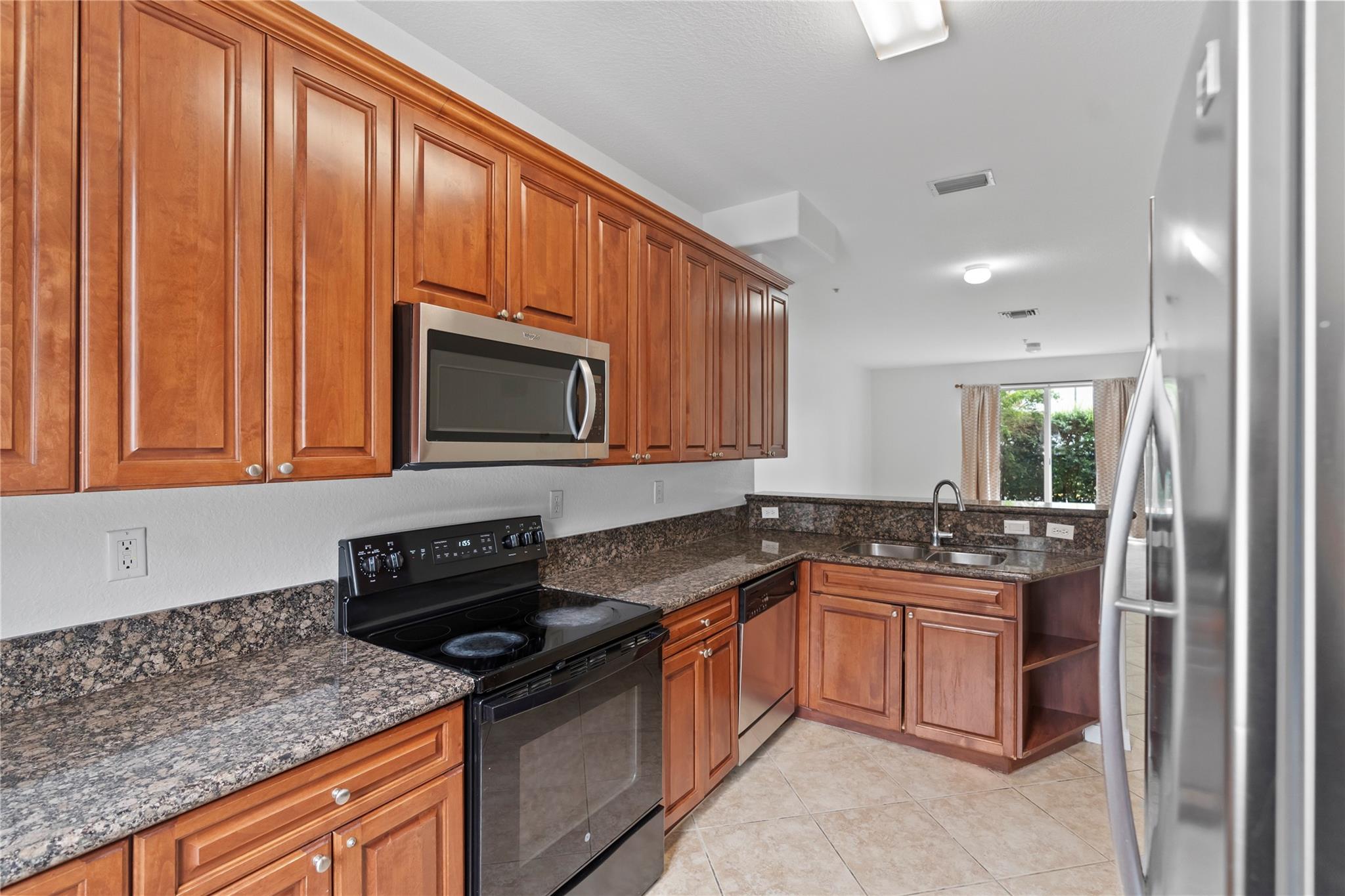 BOARDWALK AT VIZCAYA COND - Residential
