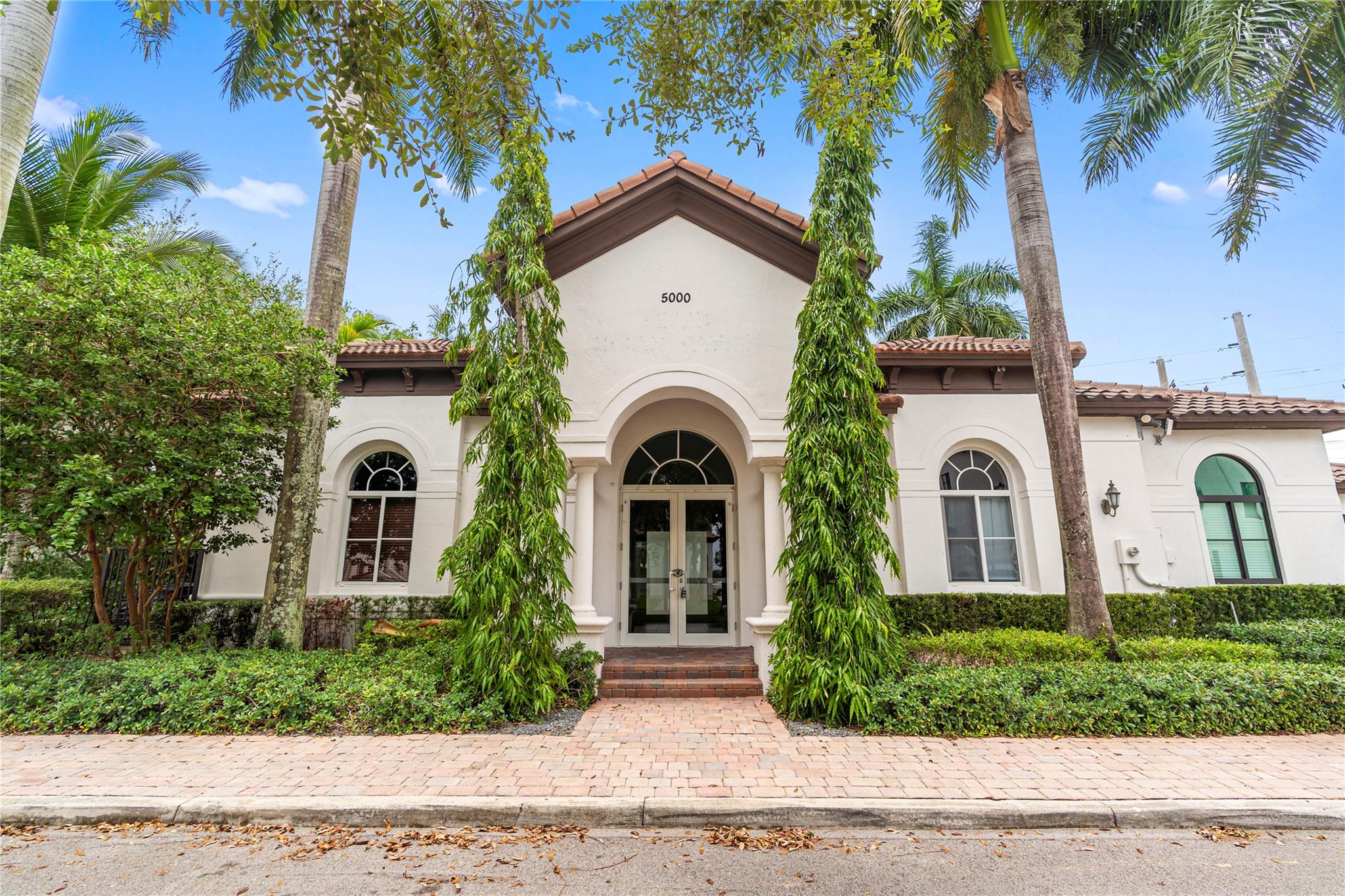 BOARDWALK AT VIZCAYA COND - Residential