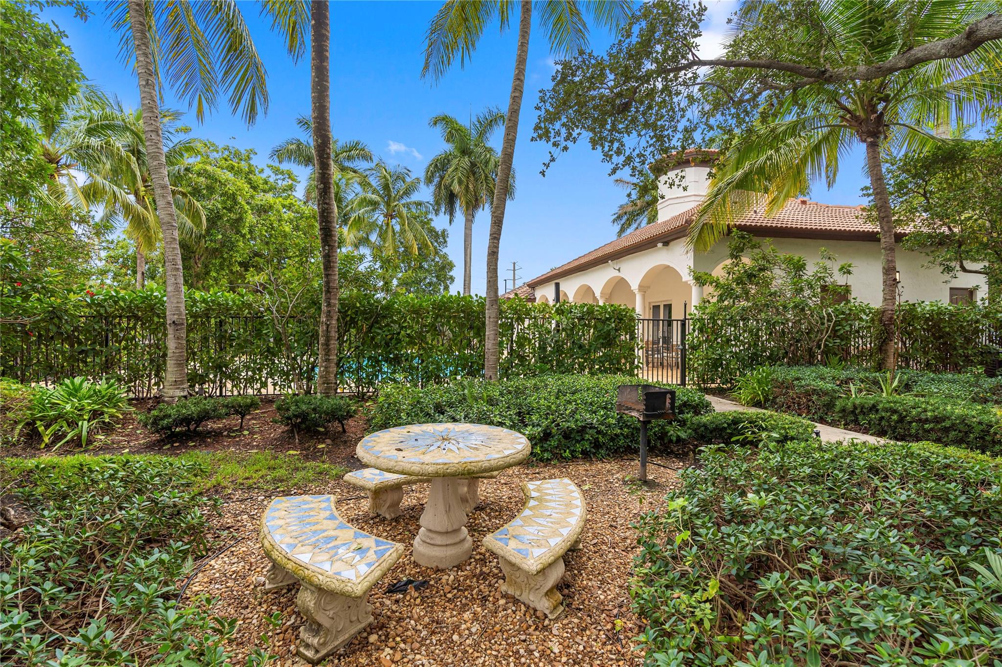 BOARDWALK AT VIZCAYA COND - Residential