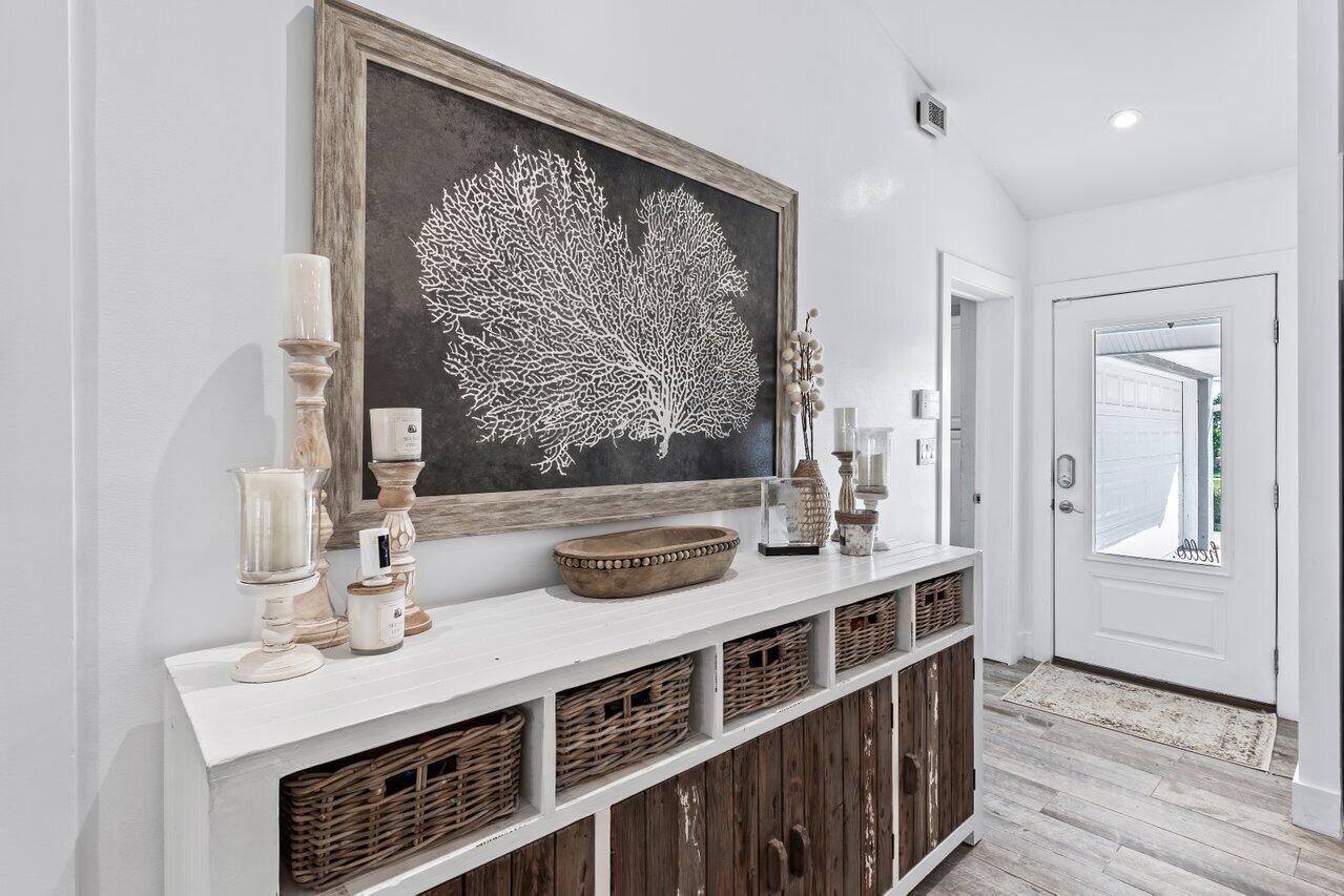 VILLAGE OF NORTH PALM BEA - Residential