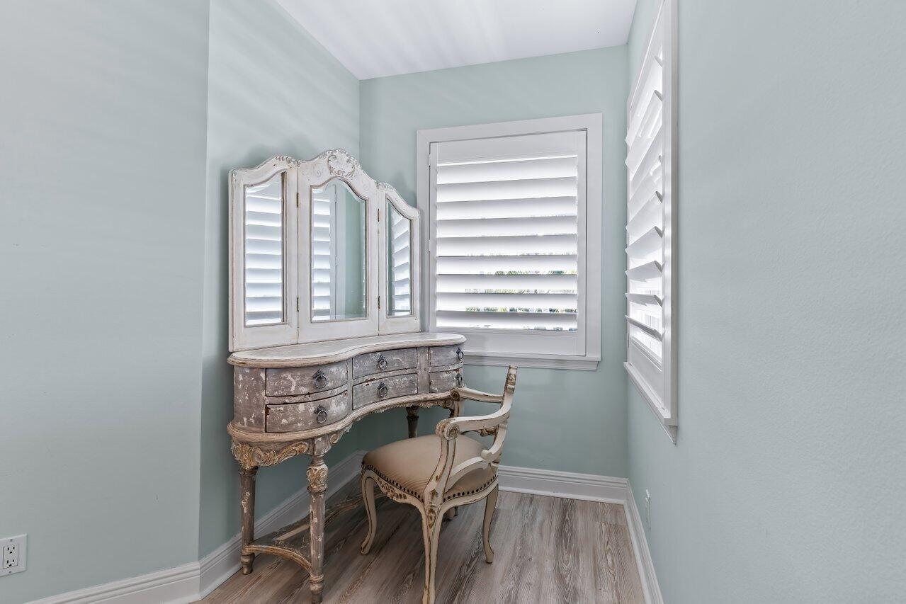 VILLAGE OF NORTH PALM BEA - Residential