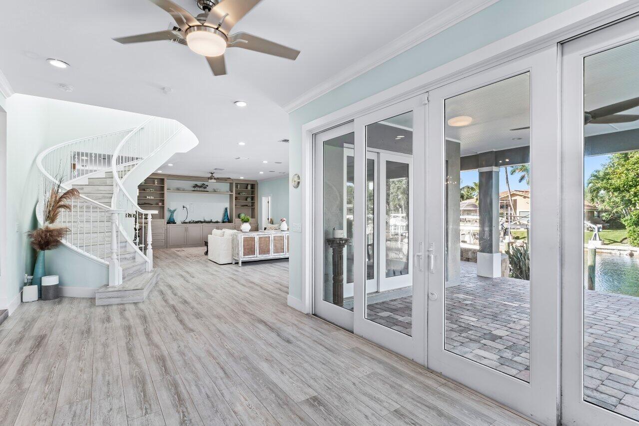 VILLAGE OF NORTH PALM BEA - Residential