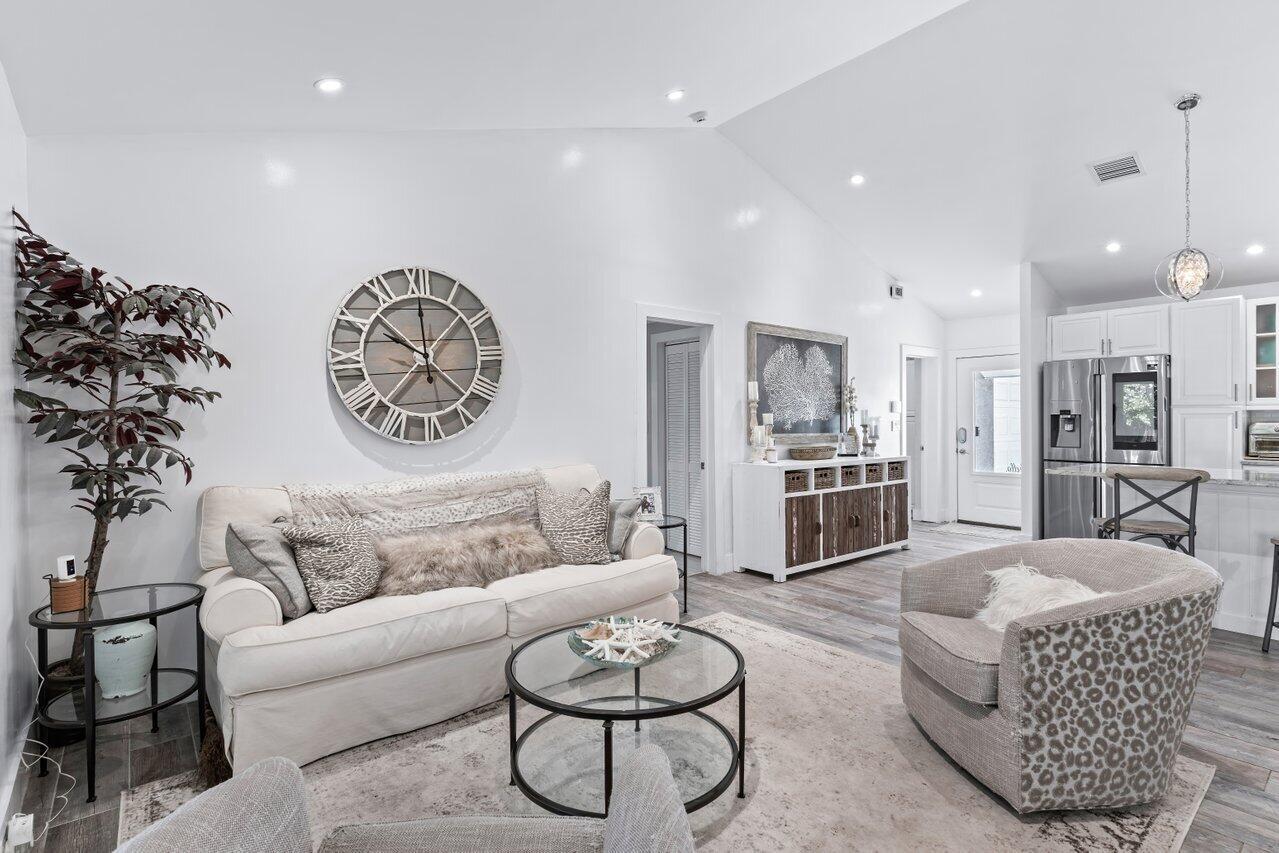 VILLAGE OF NORTH PALM BEA - Residential