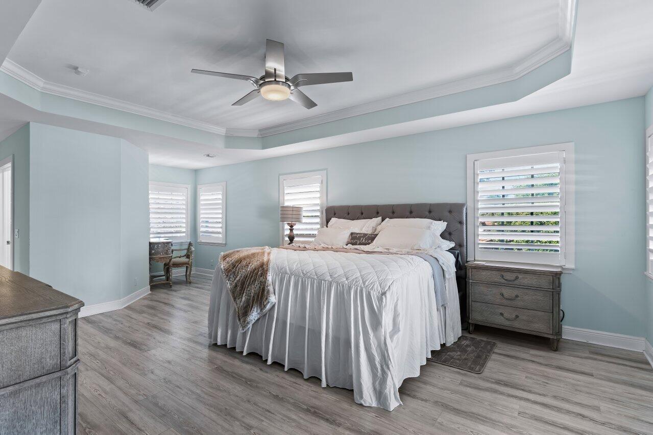 VILLAGE OF NORTH PALM BEA - Residential