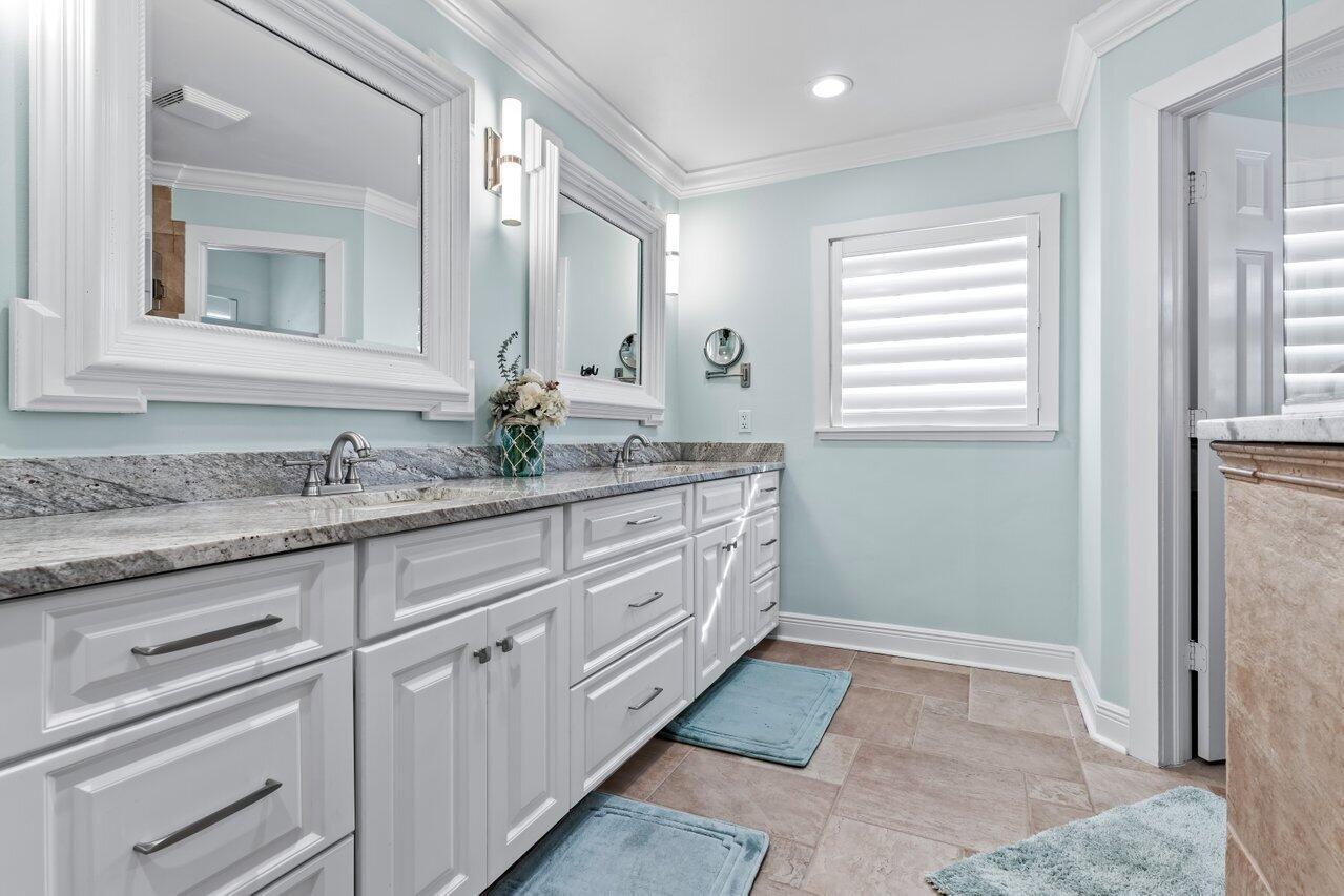 VILLAGE OF NORTH PALM BEA - Residential