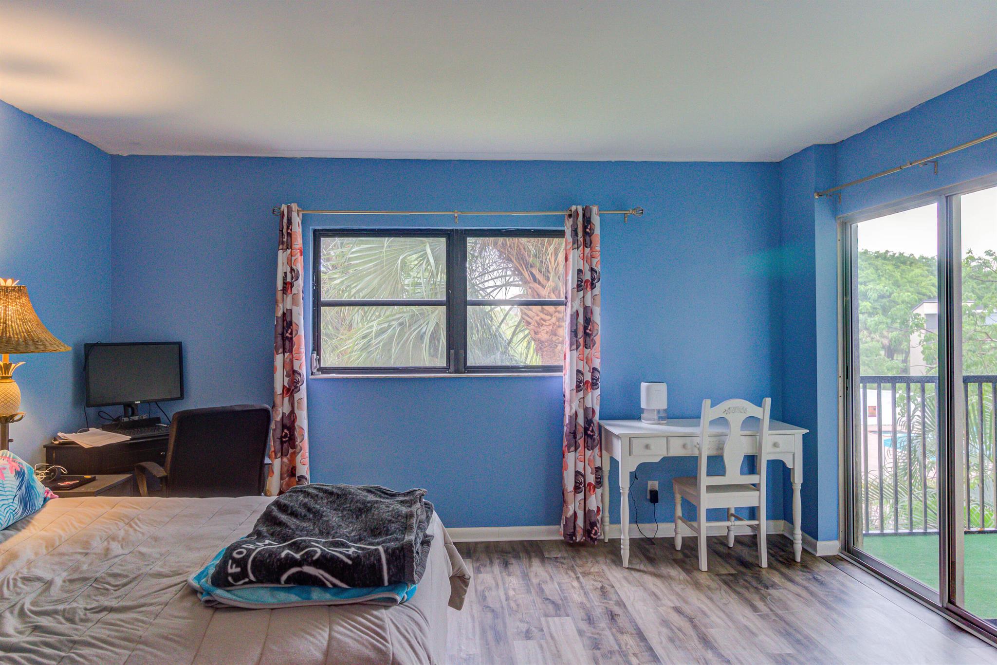 CYPRESS BEND CONDOMINIUM II - Residential