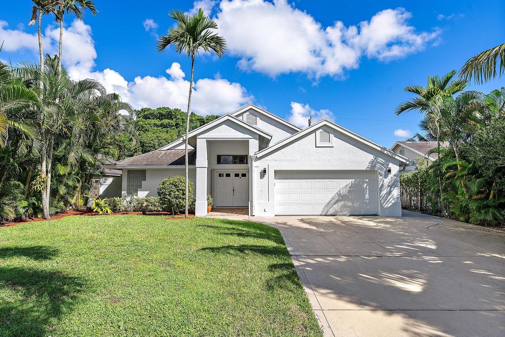 Photo of 6051 Kendrick Street, Jupiter, FL 33458 (MLS # R11126974)