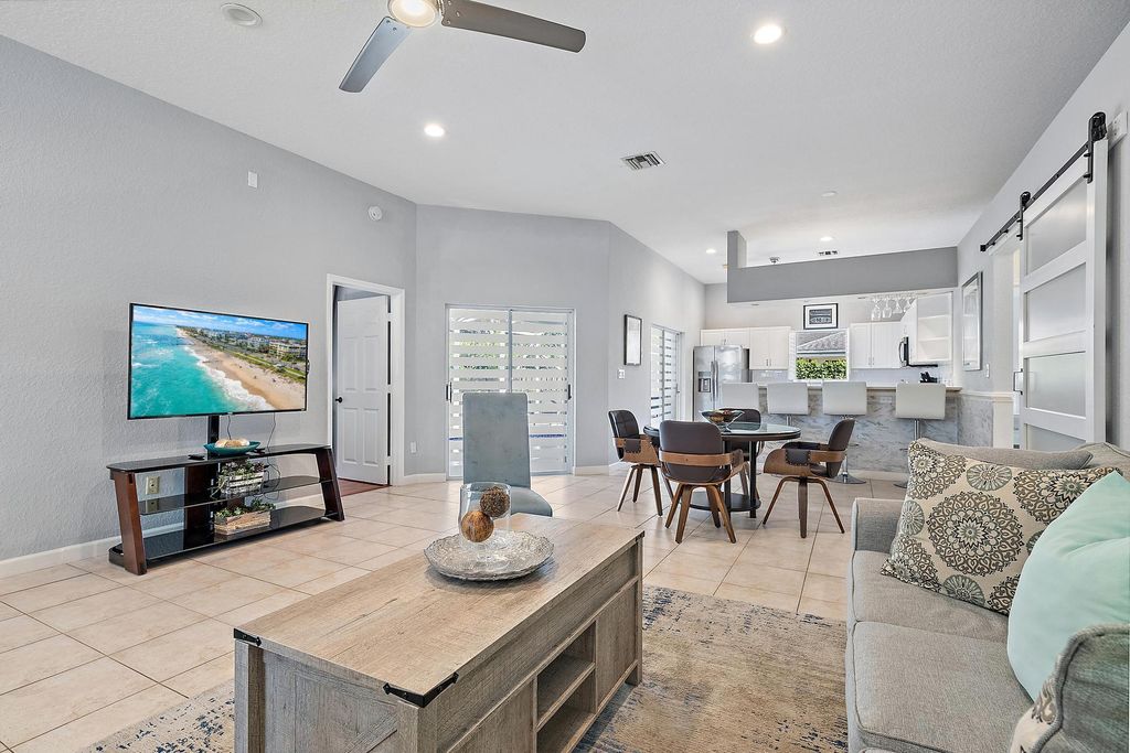 Photo of 6051 Kendrick Street, Jupiter, FL 33458 (MLS # R11126974)