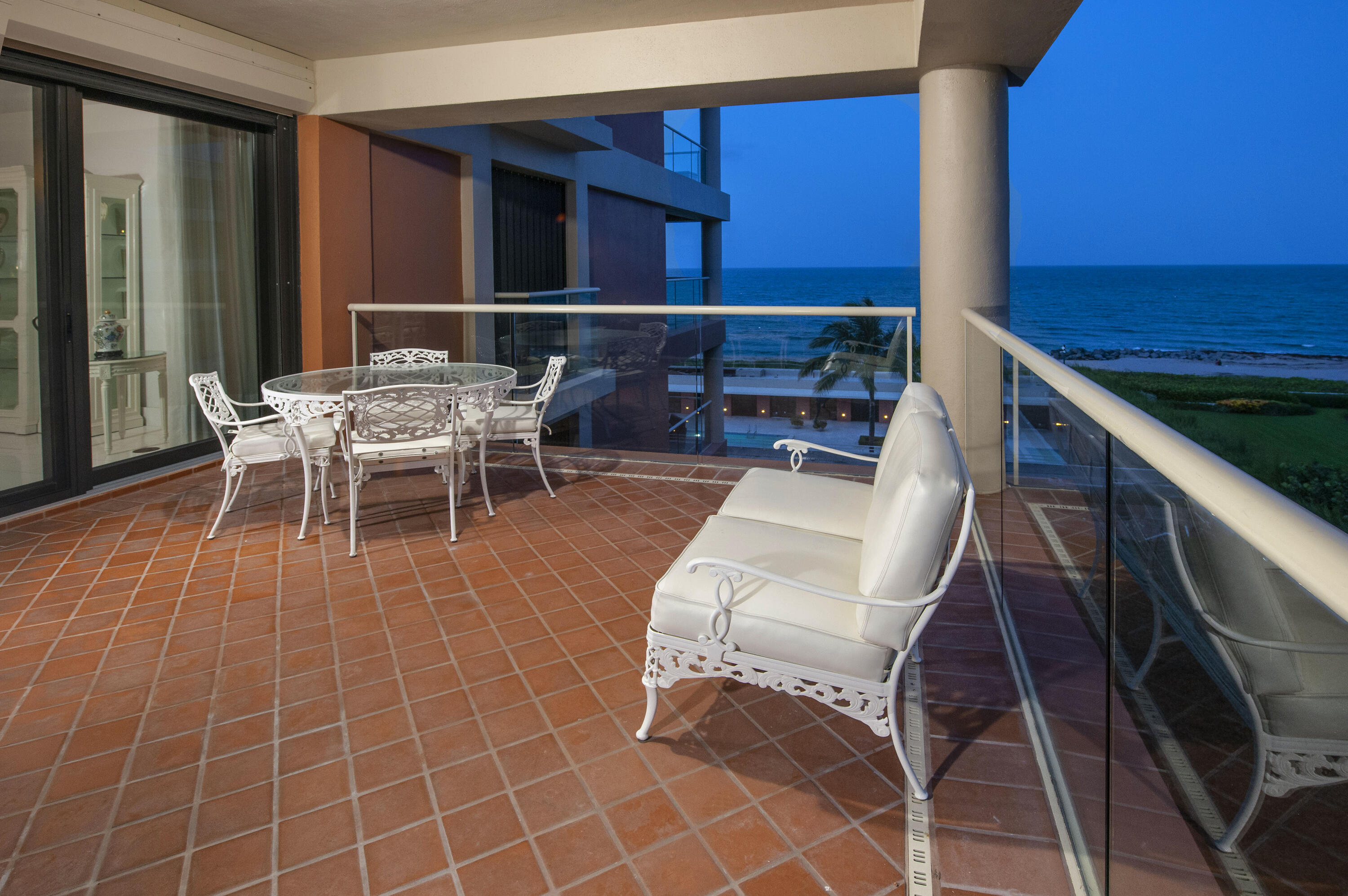 TWO NORTH BREAKERS ROW CO - Residential