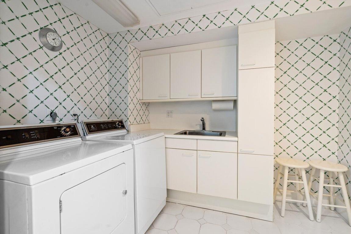 TWO NORTH BREAKERS ROW CONDO - Residential