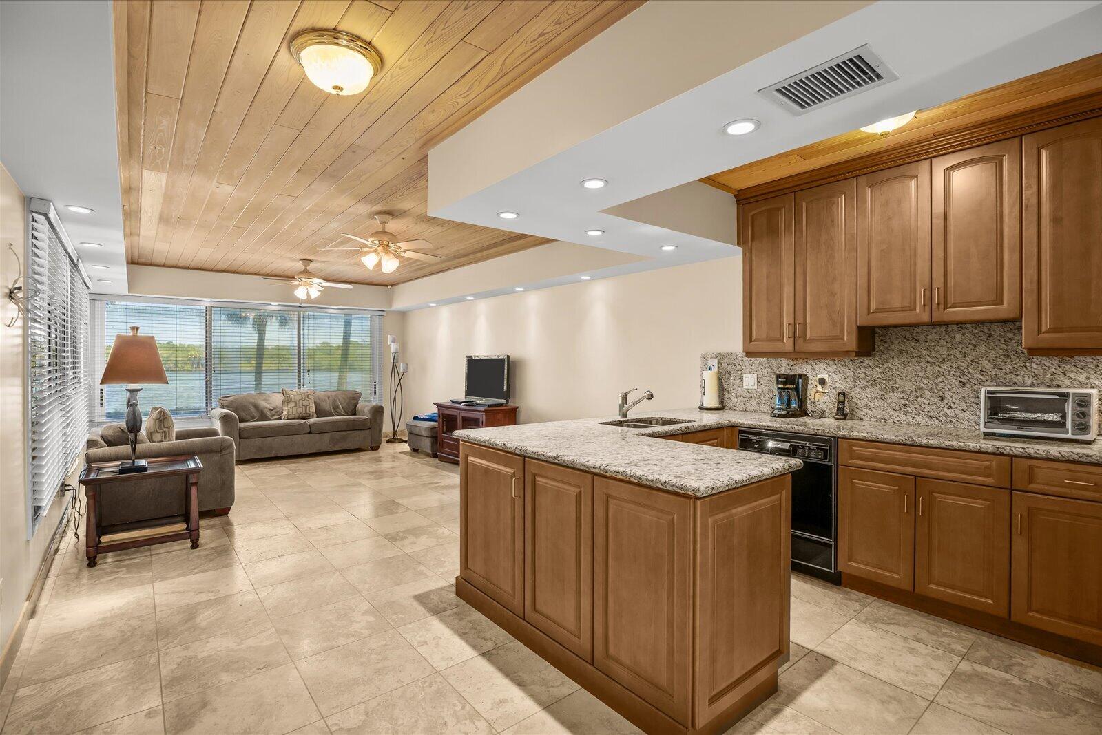 Bay St. Lucie - Residential