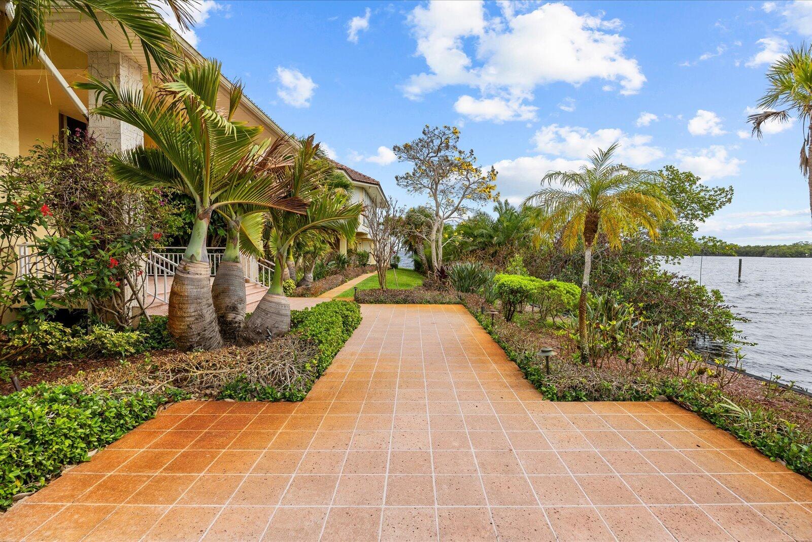 Bay St. Lucie - Residential