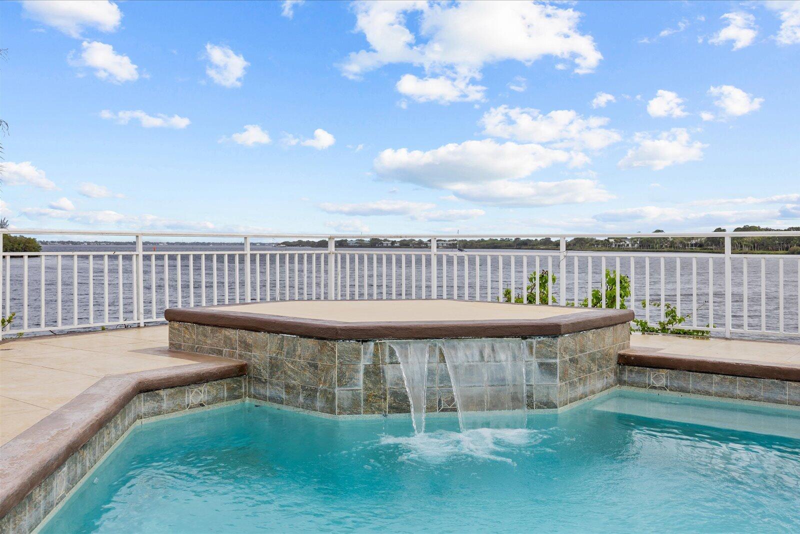 Bay St. Lucie - Residential