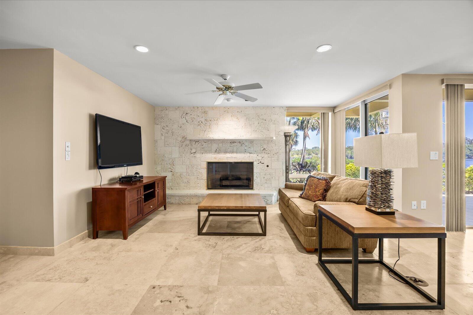 Bay St. Lucie - Residential