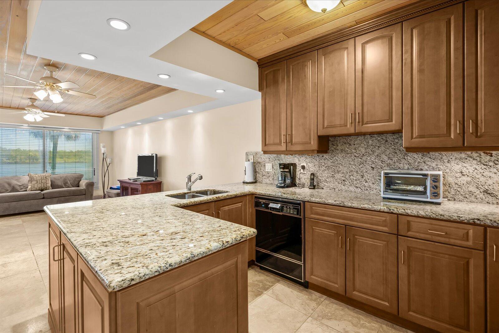 Bay St. Lucie - Residential