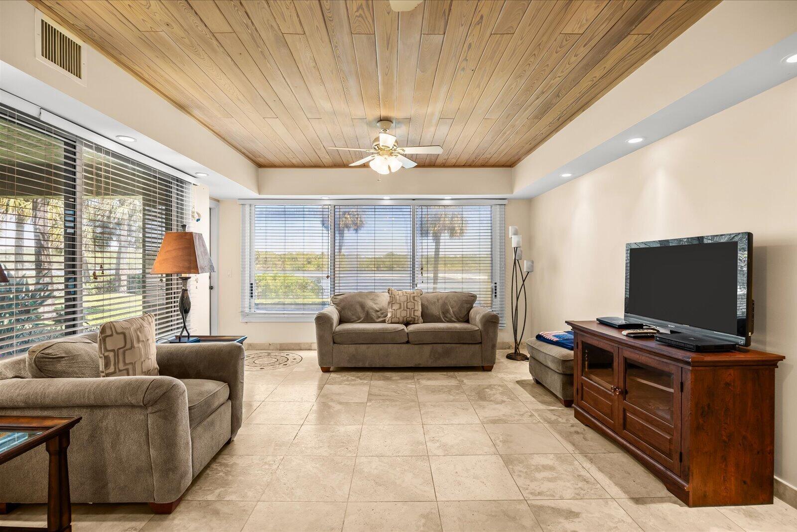 Bay St. Lucie - Residential