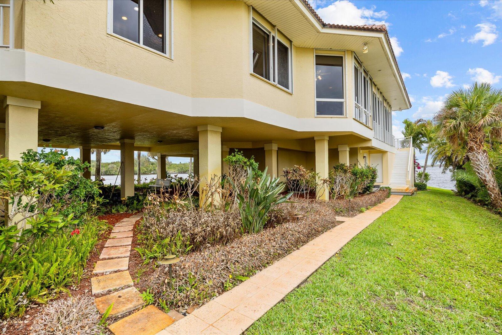 Bay St. Lucie - Residential