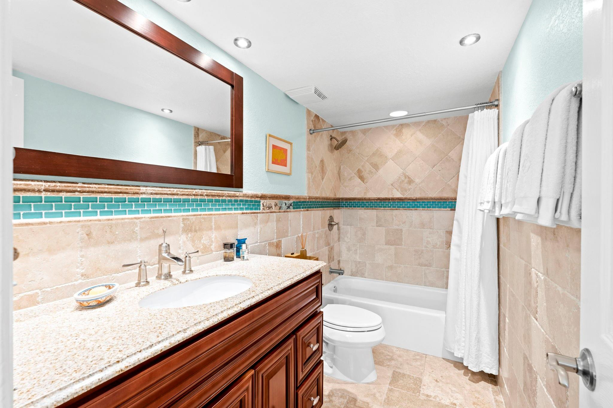 CARLTON TOWER CONDO - Residential