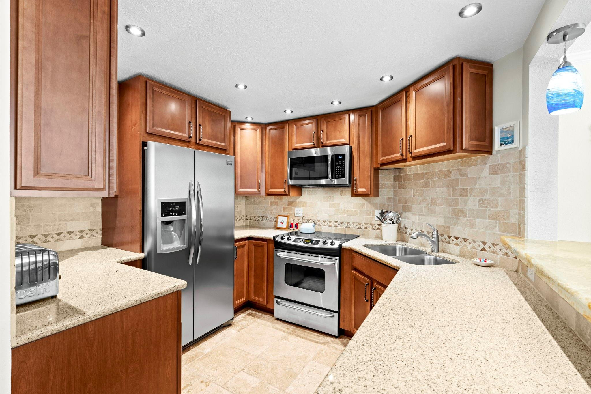 CARLTON TOWER CONDO - Residential