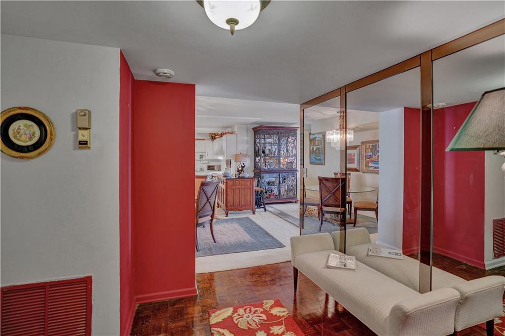 Renaissance 2 - Residential