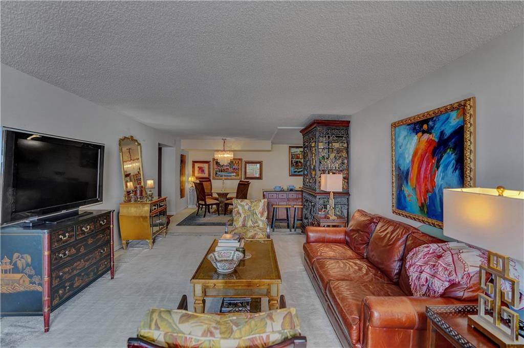 Renaissance 2 - Residential