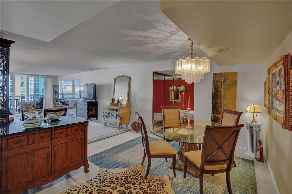 Renaissance 2 - Residential