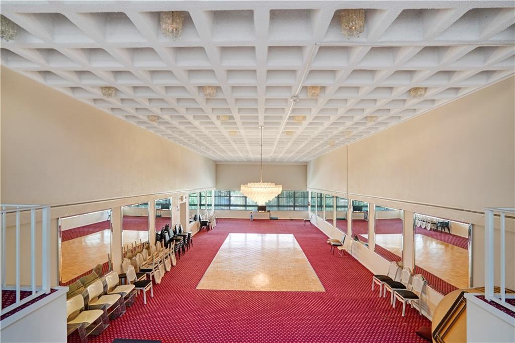 Renaissance 2 - Residential