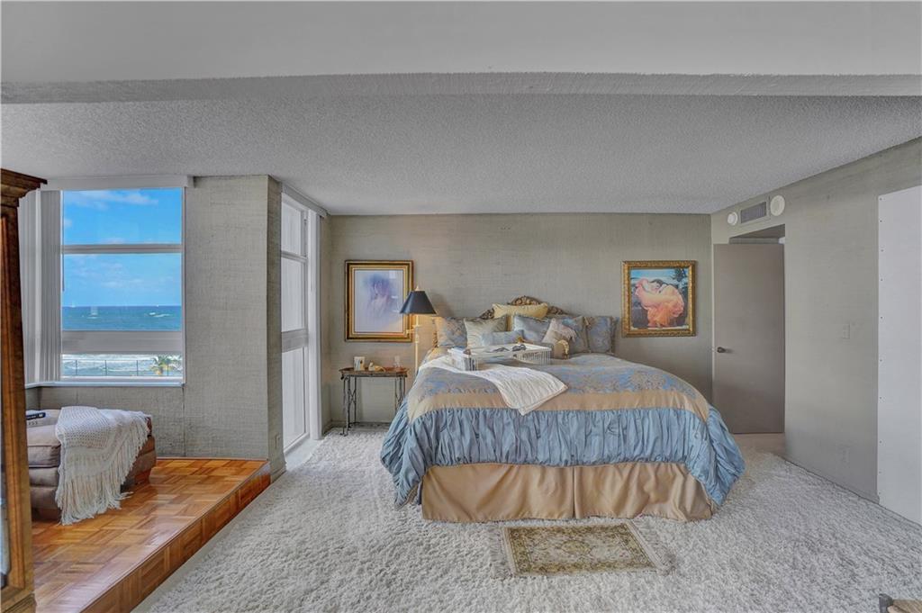 Renaissance 2 - Residential