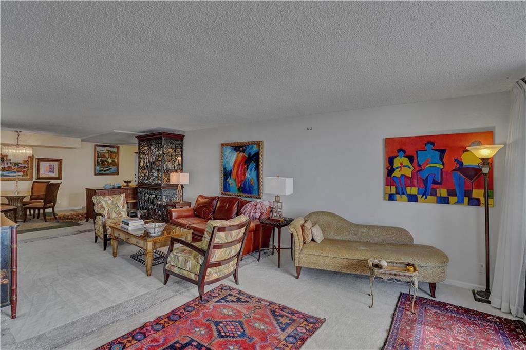 Renaissance 2 - Residential