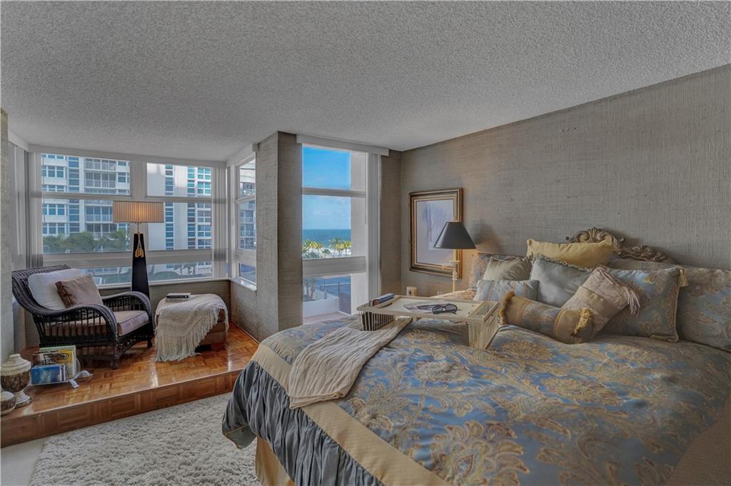 Renaissance 2 - Residential