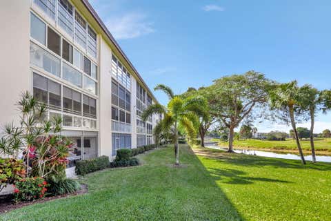 Tiny photo for 3202 Portofino Point #E4, Coconut Creek, FL 33066 (MLS # B26014346)