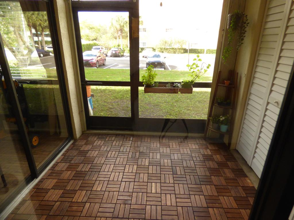 LUCERNE GREENS CONDO - Residential