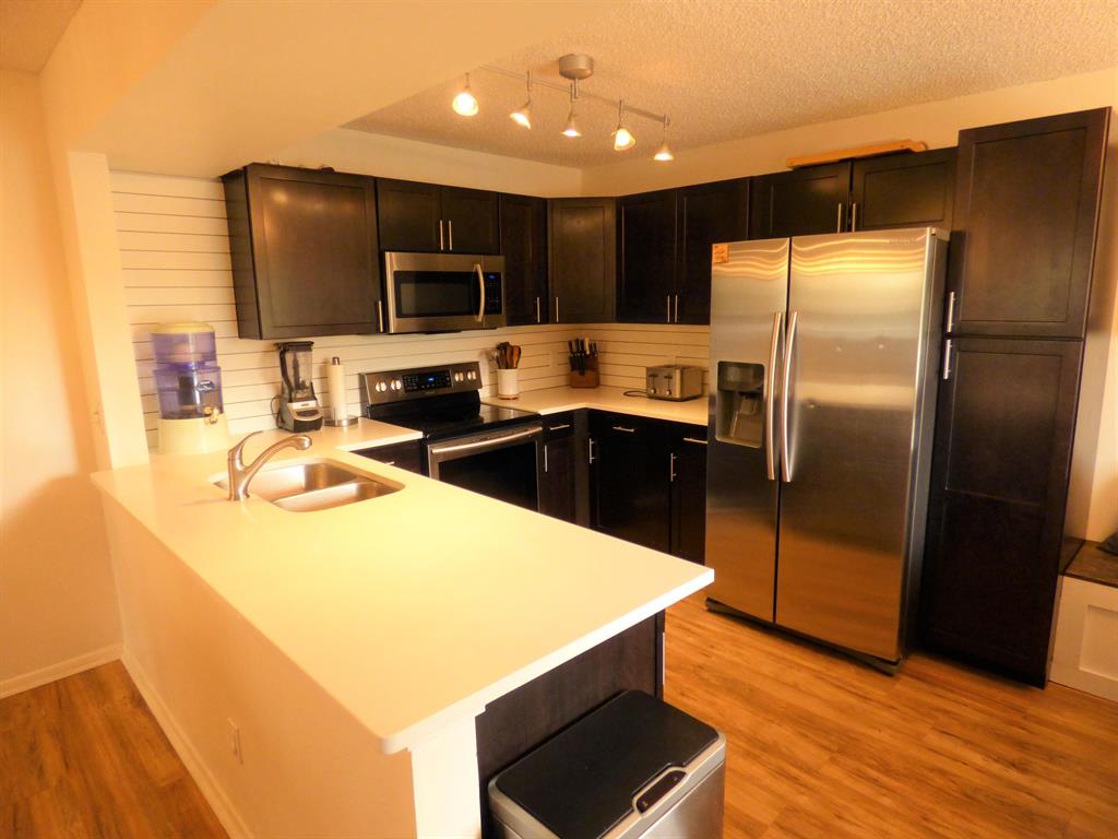 LUCERNE GREENS CONDO - Residential