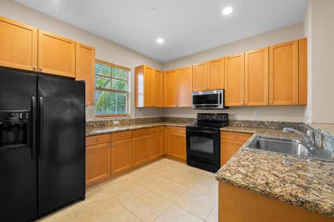 Tiny photo for 1033 NE 17th Way #905, Fort Lauderdale, FL 33304 (MLS # B26048851)