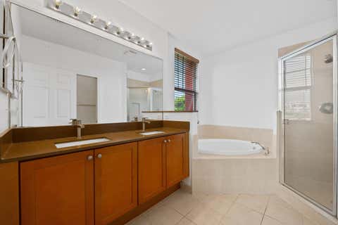 Tiny photo for 1033 NE 17th Way #905, Fort Lauderdale, FL 33304 (MLS # B26048851)