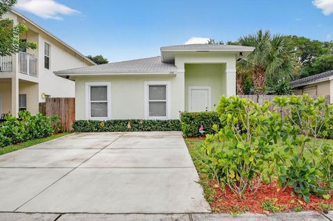 514 18th Street West Palm Beach FL 33407