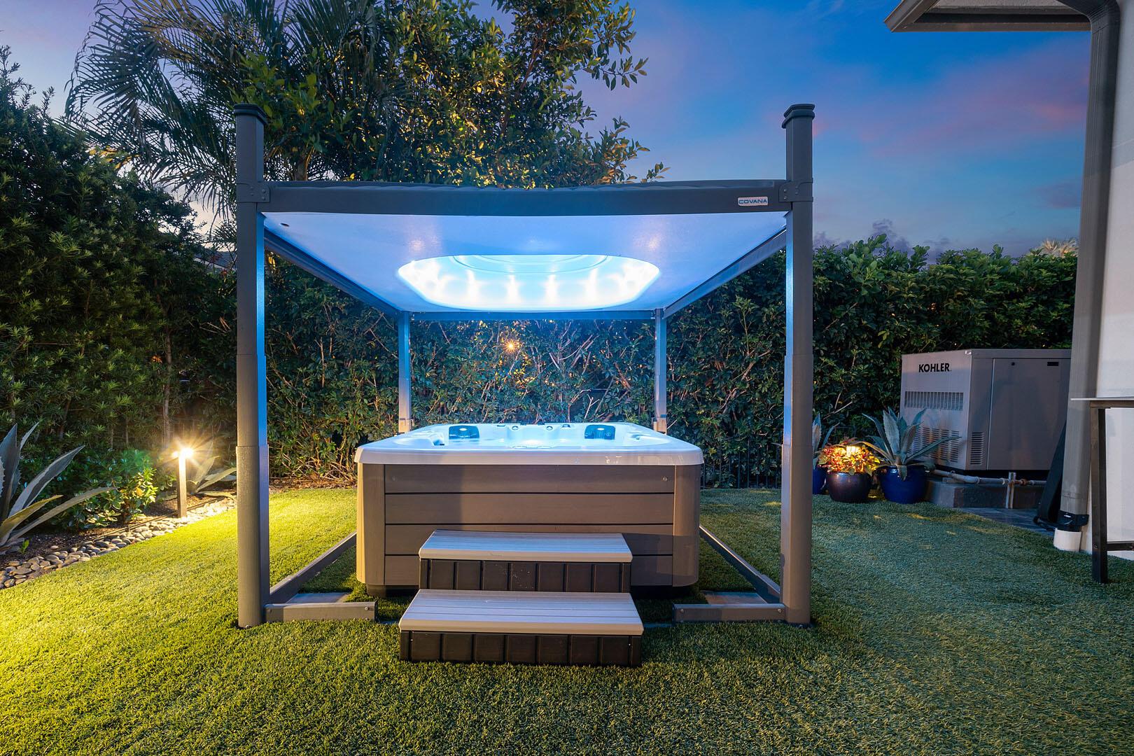 ROYAL PALM YACHT & COUNTR - Residential