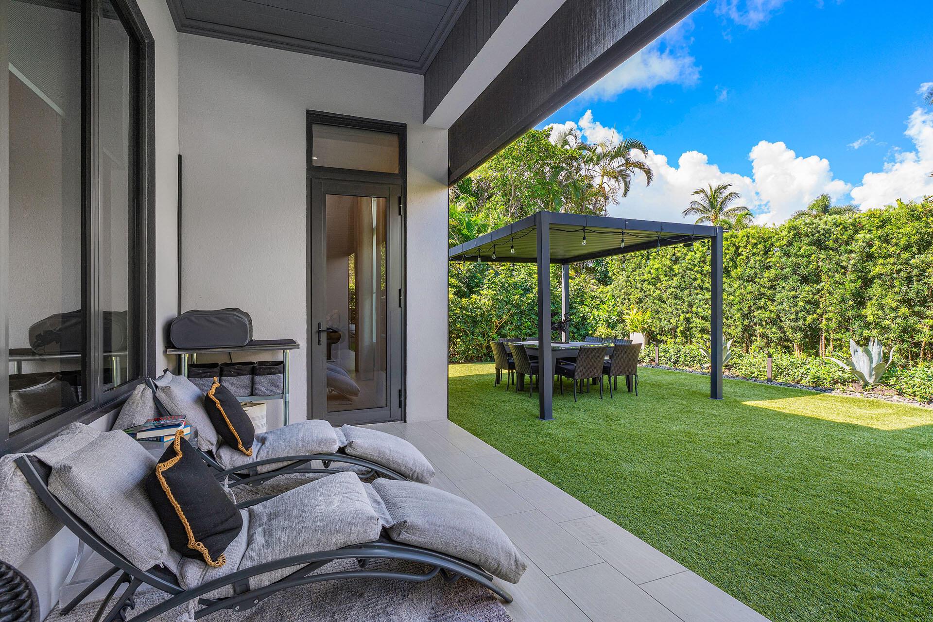 ROYAL PALM YACHT & COUNTR - Residential