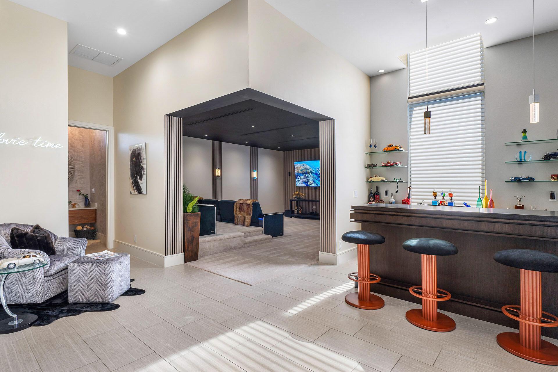 ROYAL PALM YACHT & COUNTR - Residential