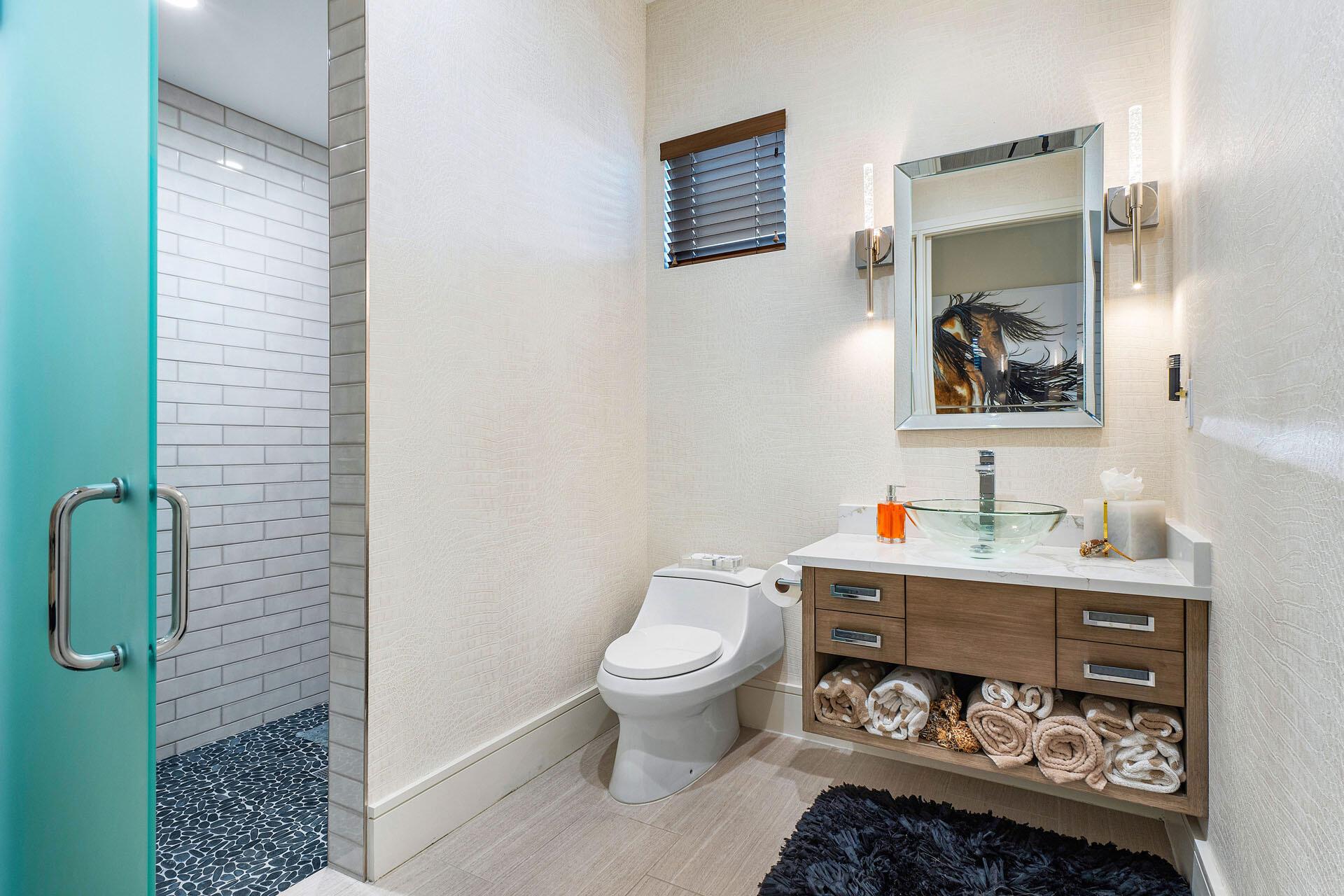 ROYAL PALM YACHT & COUNTR - Residential