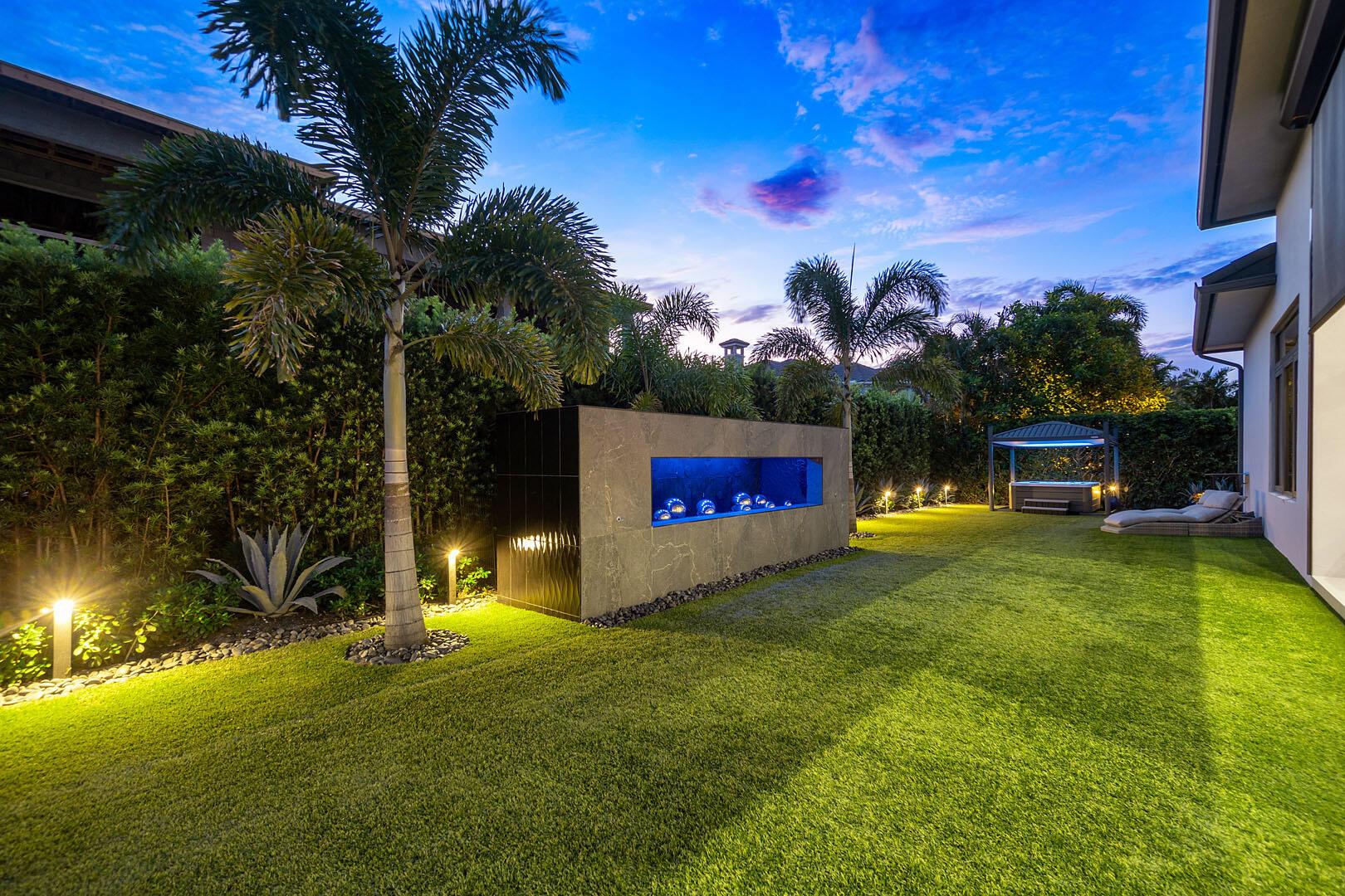 ROYAL PALM YACHT & COUNTR - Residential